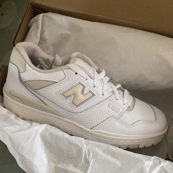 New Balance 550 Sneakers